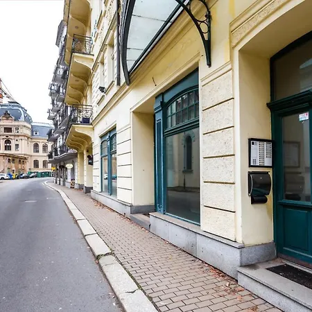 Apartma Linda 1880