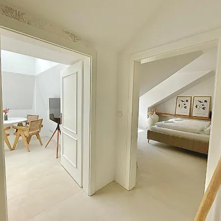 Apartma Linda 1880 * Карловы Вары