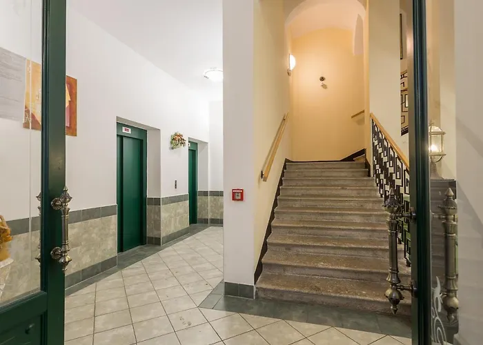Apartamento Linda 1880 *